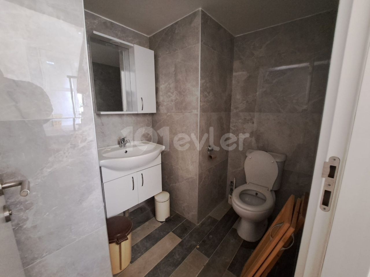 Corner 3+1 Villa for sale in the area of Girne Eleksus Hotel. 