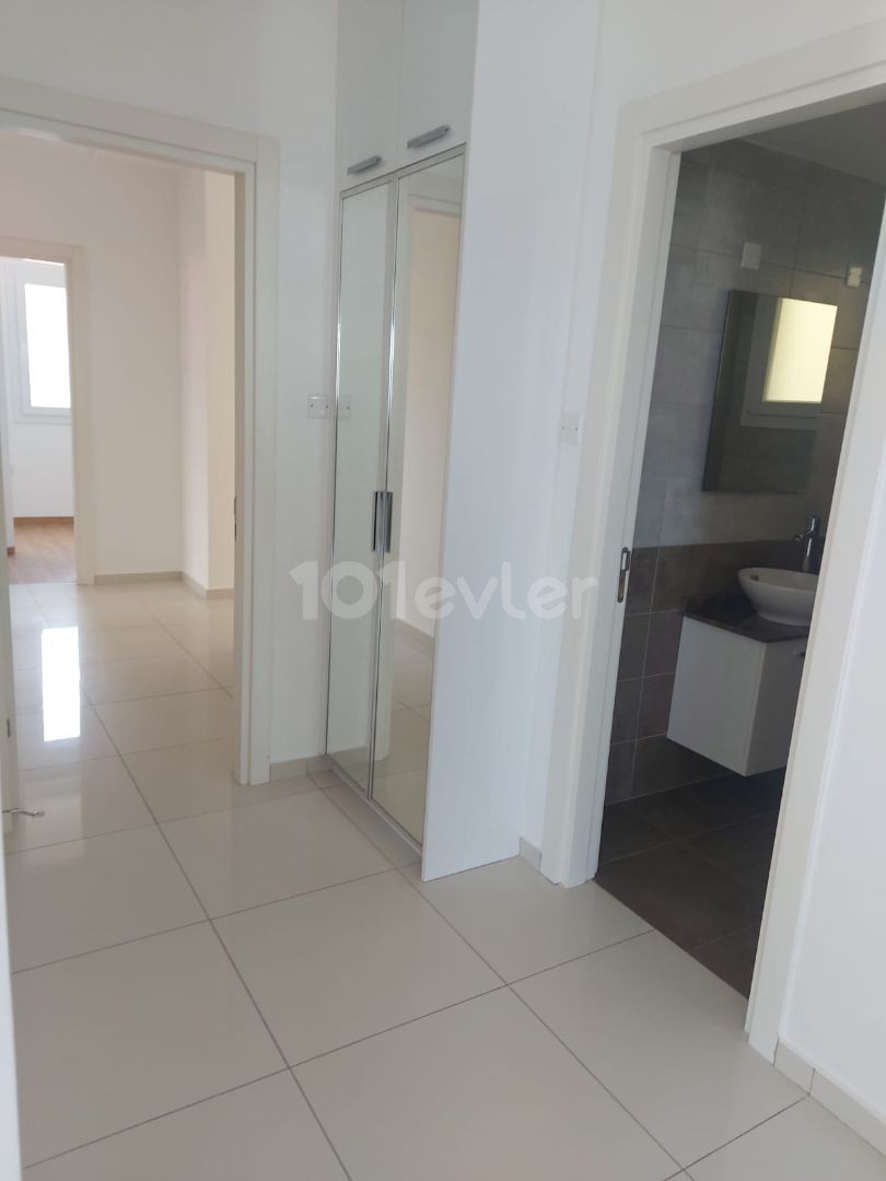 Girne merkezde satılık penthouse 3+1 170m2