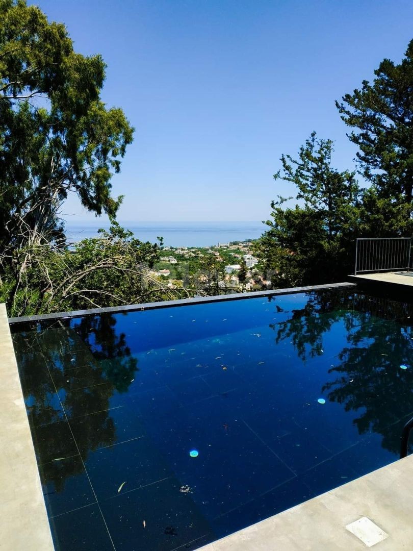 MAGNIFICENT VIEW VILLA FOR SALE IN KYRENIA LAPTA 3+1 220m2 