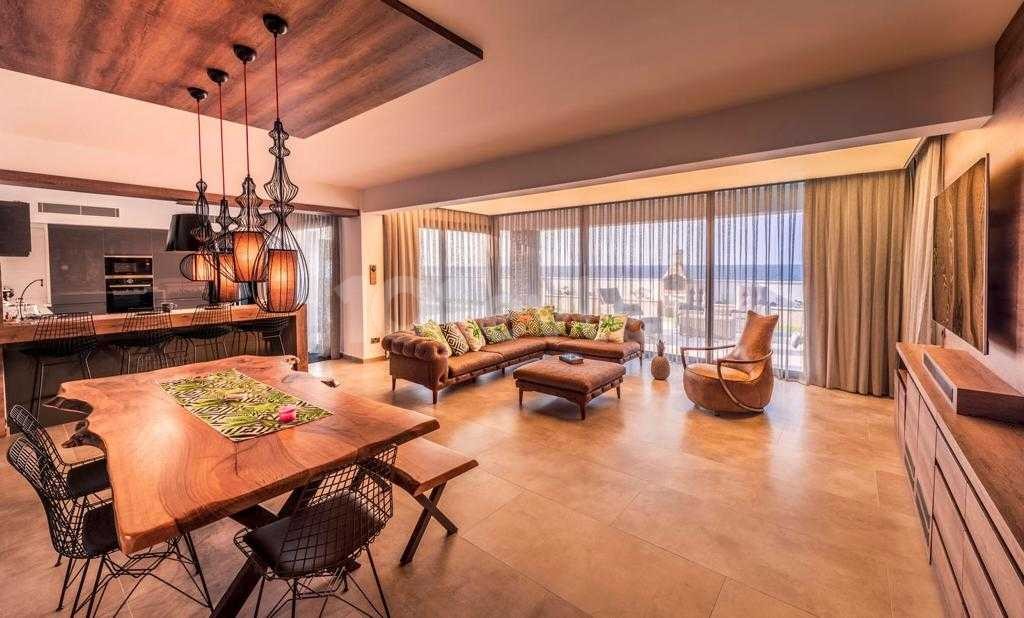 Girne Karşıyaka da denize 50mt uzaklıkta satılık lux villa
