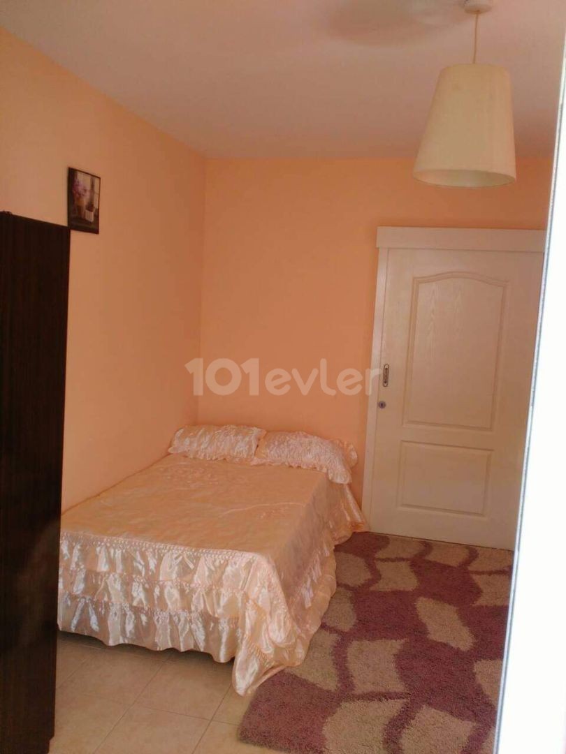 KYRENIA CENTRAL 2 + 1 APARTMENT FOR RENT ** 