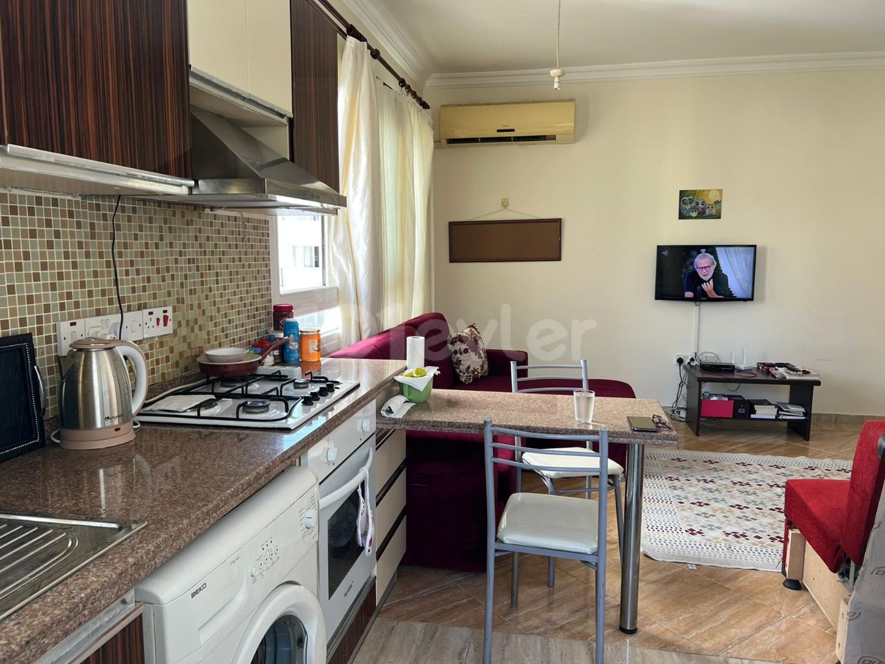 GİRNE MERKEZ SATILIK FULL EŞYALI 1+1 DAİRE