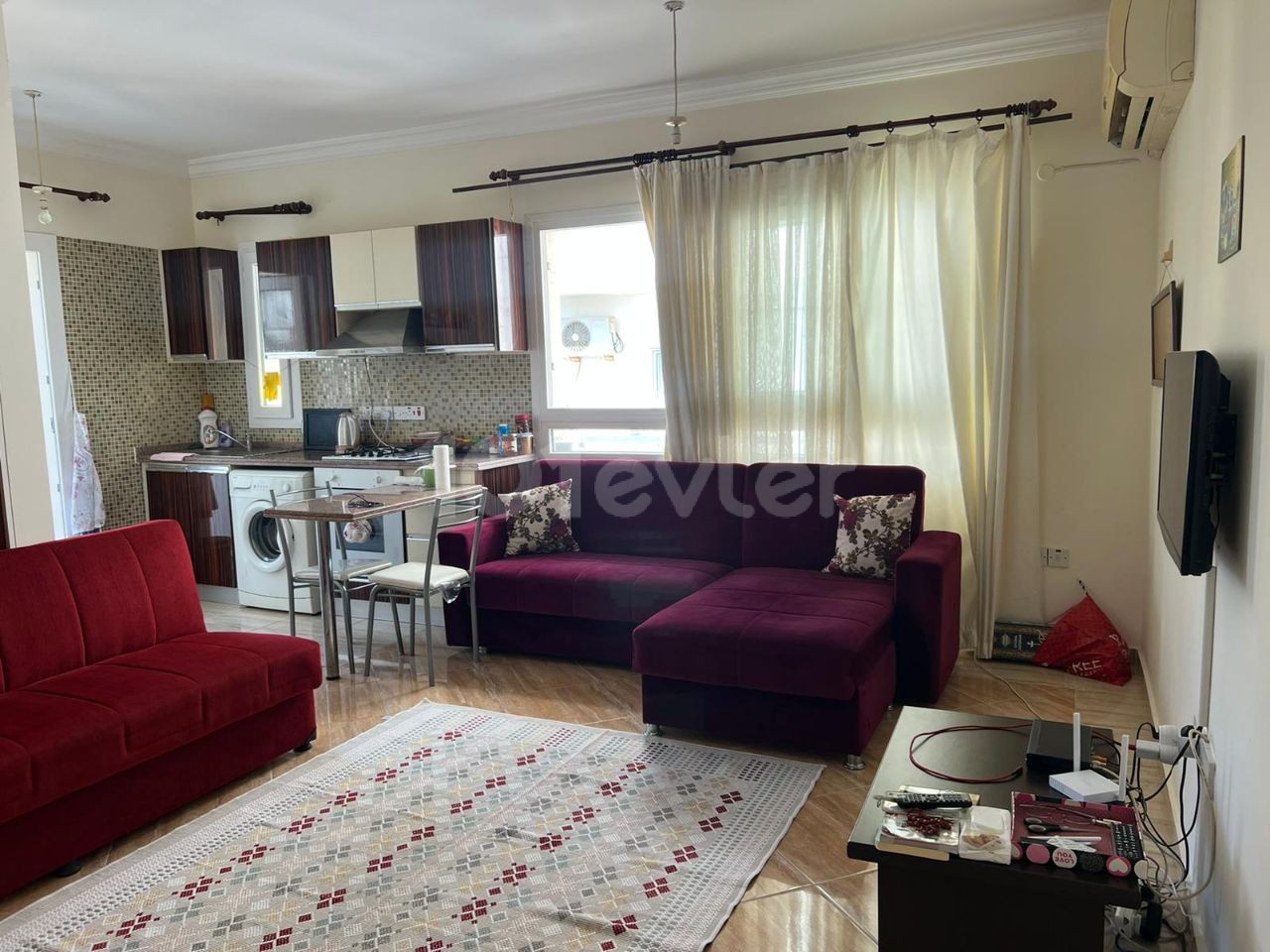 GİRNE MERKEZ SATILIK FULL EŞYALI 1+1 DAİRE