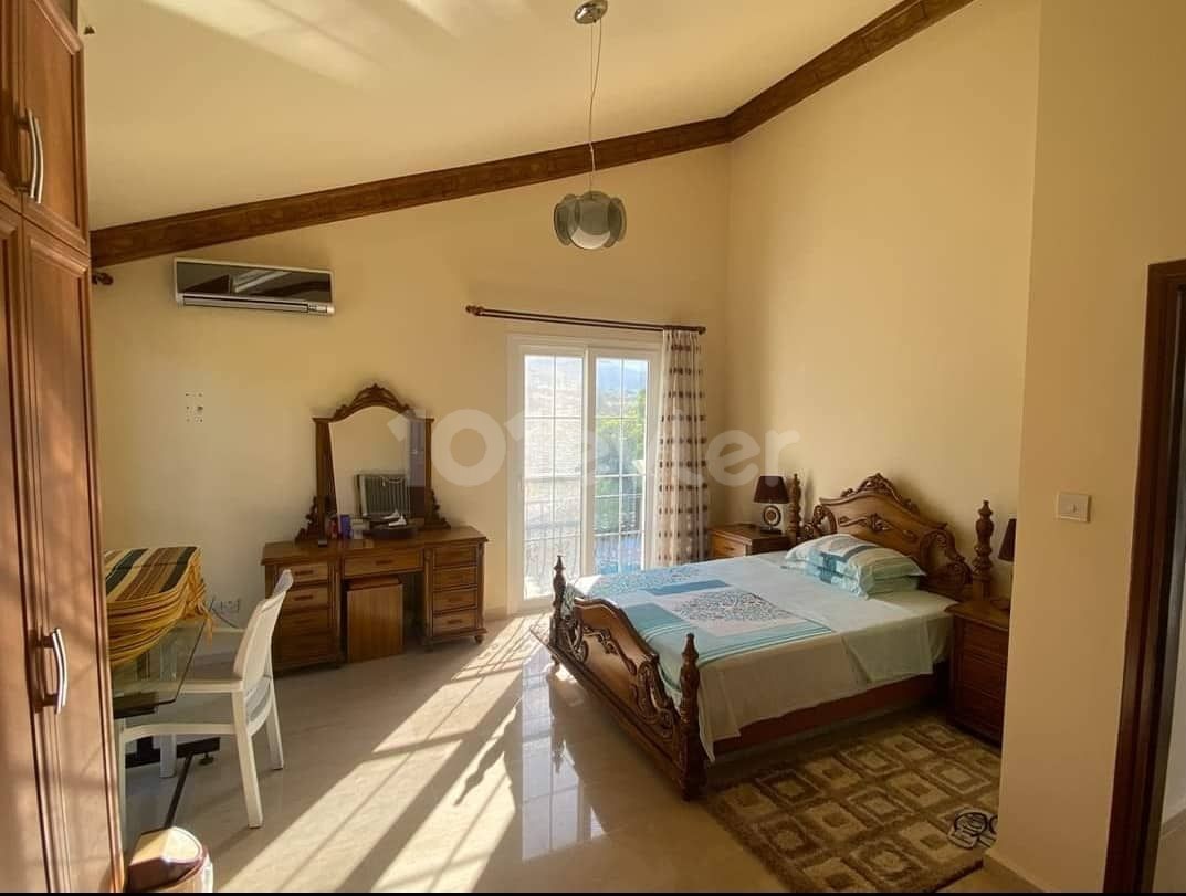 GIRNE ALSANCAK FULL + VOLL MÖBLIERTE VILLA ZUM VERKAUF MIT PRIVATEM POOL ** 