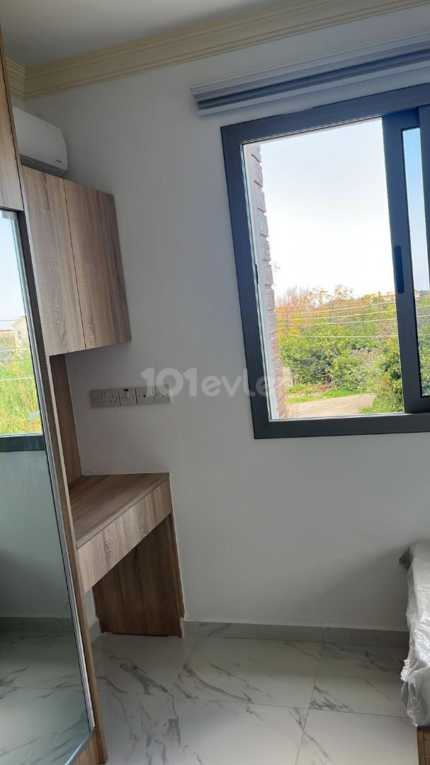 LAPTA kiralık 2+1 DAİRE yeni bitmiş bina EŞYASIZ