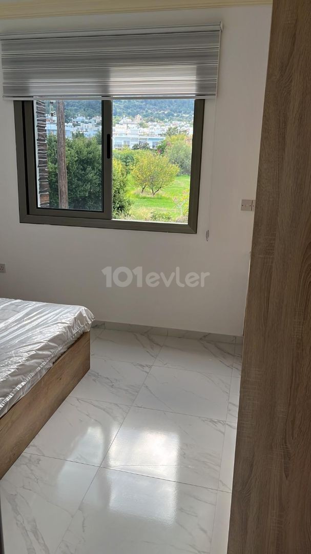 LAPTA kiralık 2+1 DAİRE yeni bitmiş bina EŞYASIZ