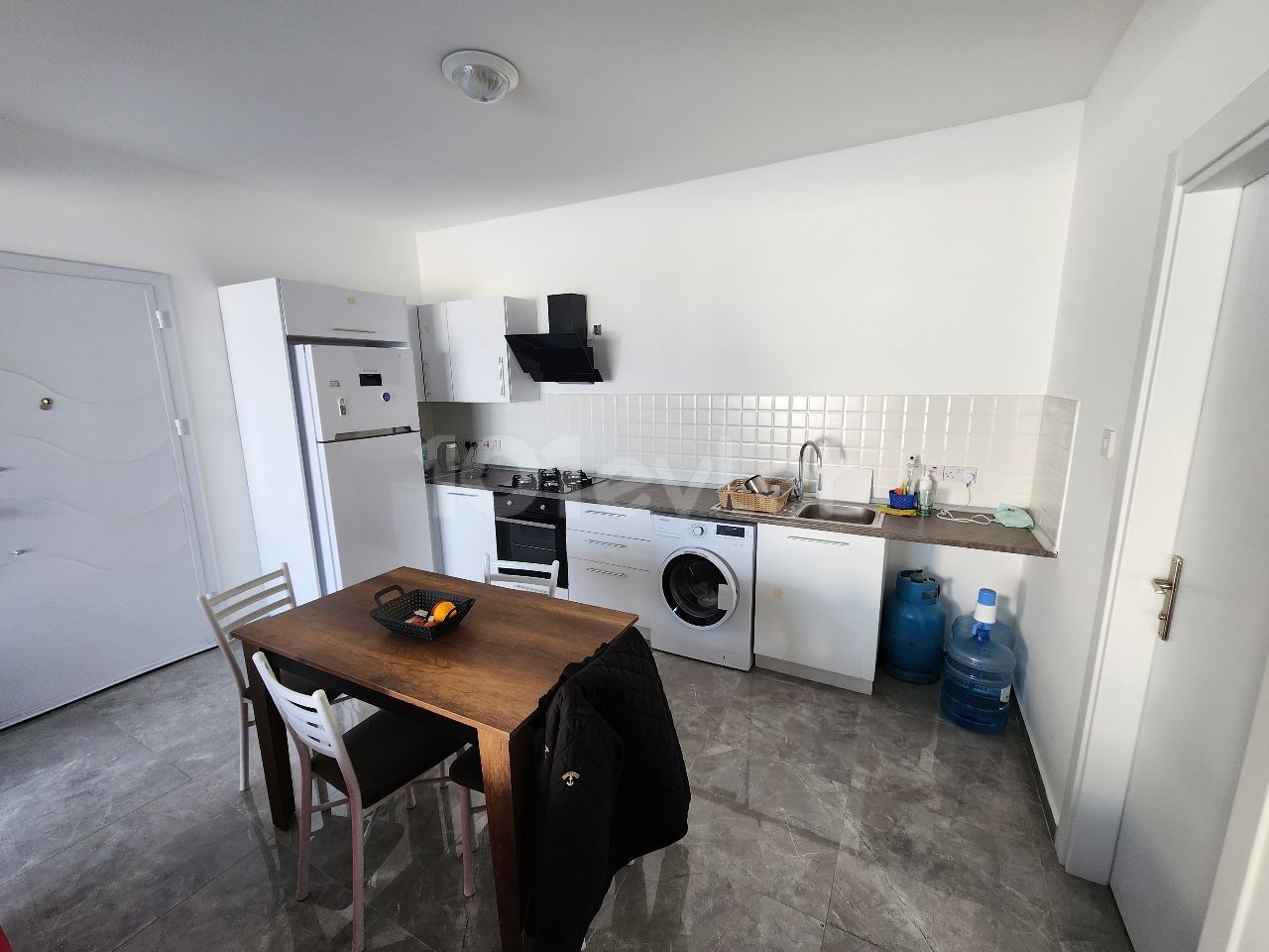 Flat To Rent in Karaoğlanoğlu, Kyrenia