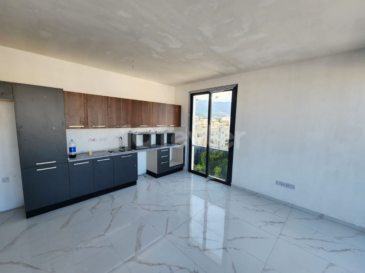 SATILIK DAİRE GİRNE MERKEZ 2+1 PENTHOUSE