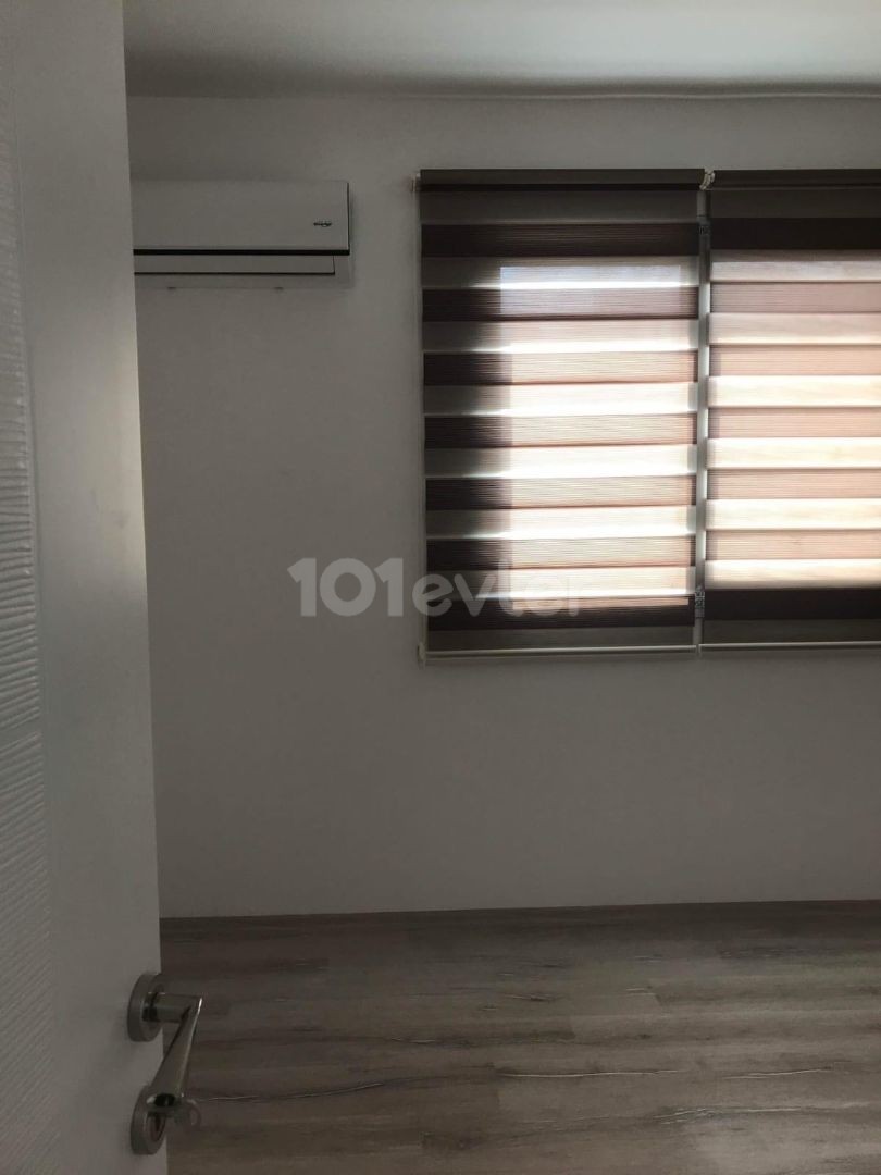 GİRNE CENTER 3+1 APARTMENT FOR SALE