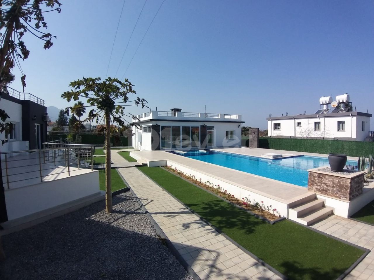 Quite luxury newly decorated 3 individual villa in same land with a nice garden and private pool