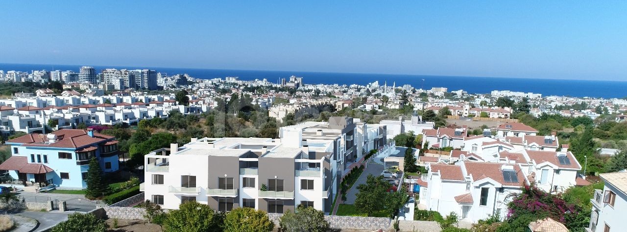 Kyrenia center 3+1 flat for sale with communal pool