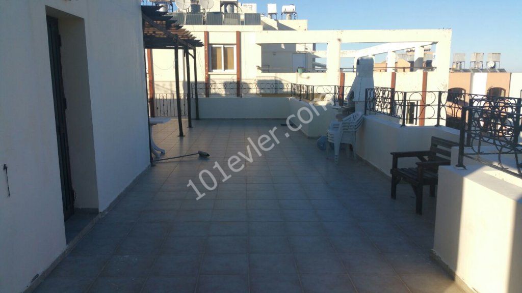 Penthouse For Sale in Girne Merkez, Kyrenia