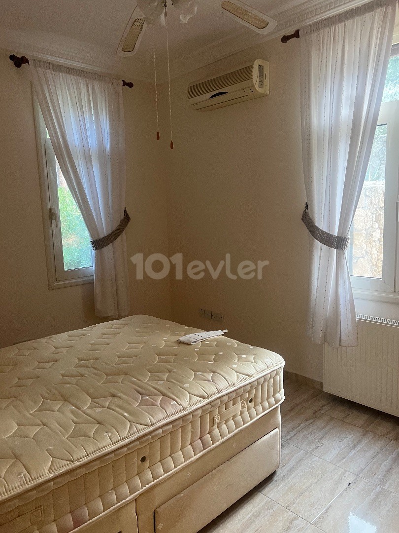 KYRENIA ÇATALKÖY 3+1 MÖBLIERTE VILLA ZU VERMIETEN (061023Ae01)