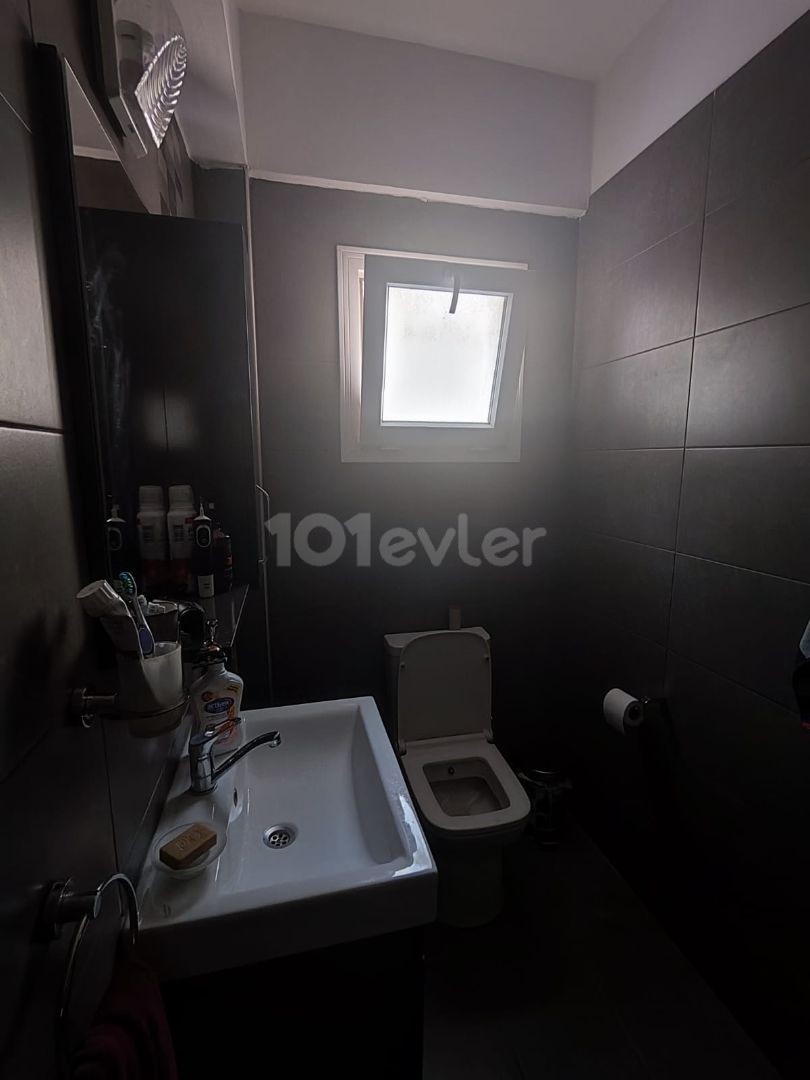 NICOSIA KÜÇÜK KAYMAKLI 2+1 FLAT FOR SALE (040124Ak02)