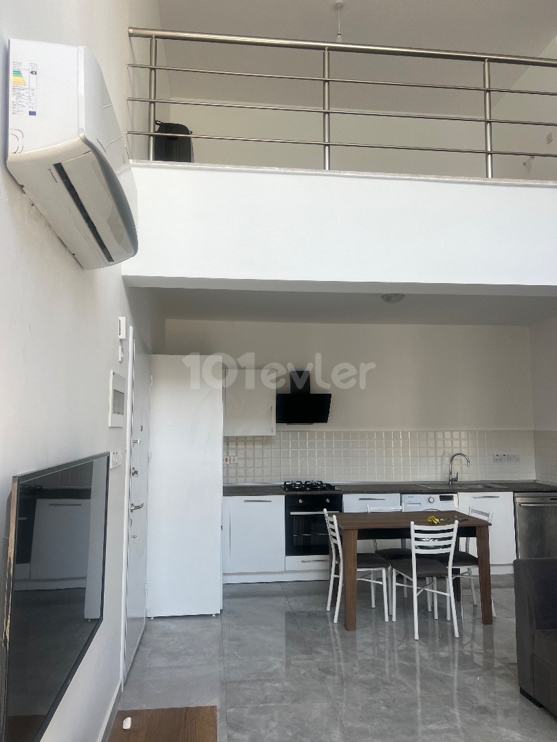 2+1 flat for rent near Alsancak merit park