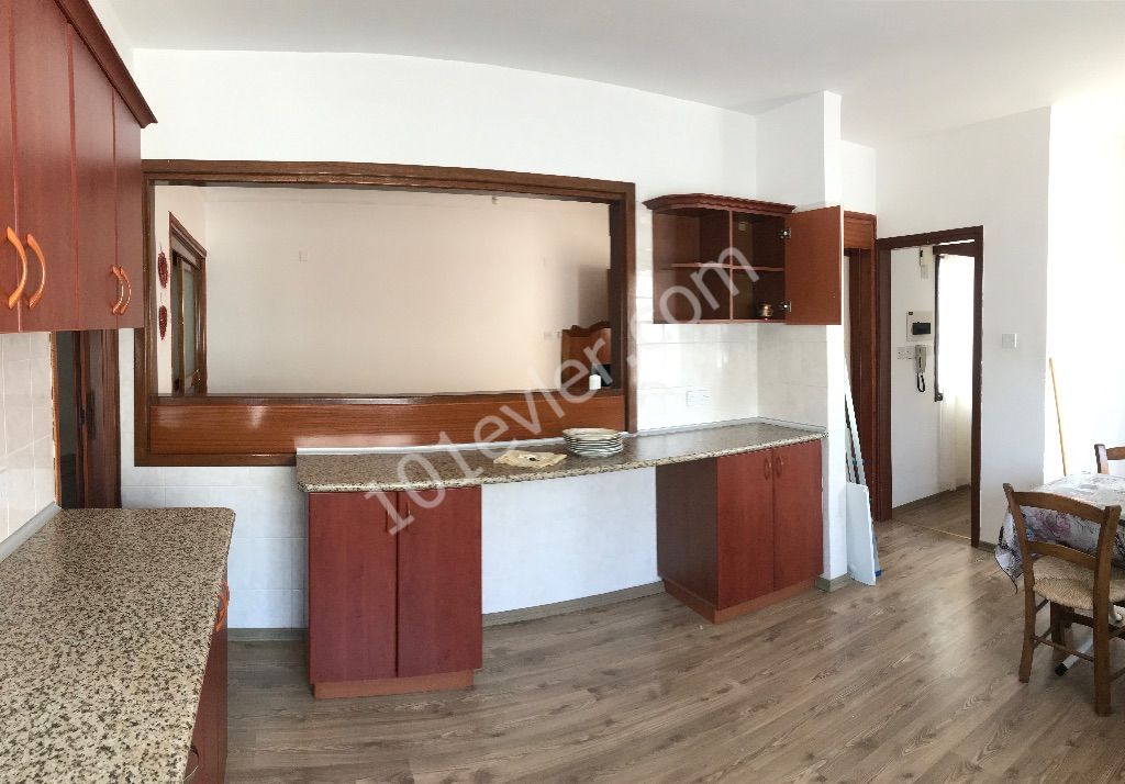 Dereboyu’nda Cadde Üzeri 3+2 Full Eşyalı Çok Bakımlı Daire 