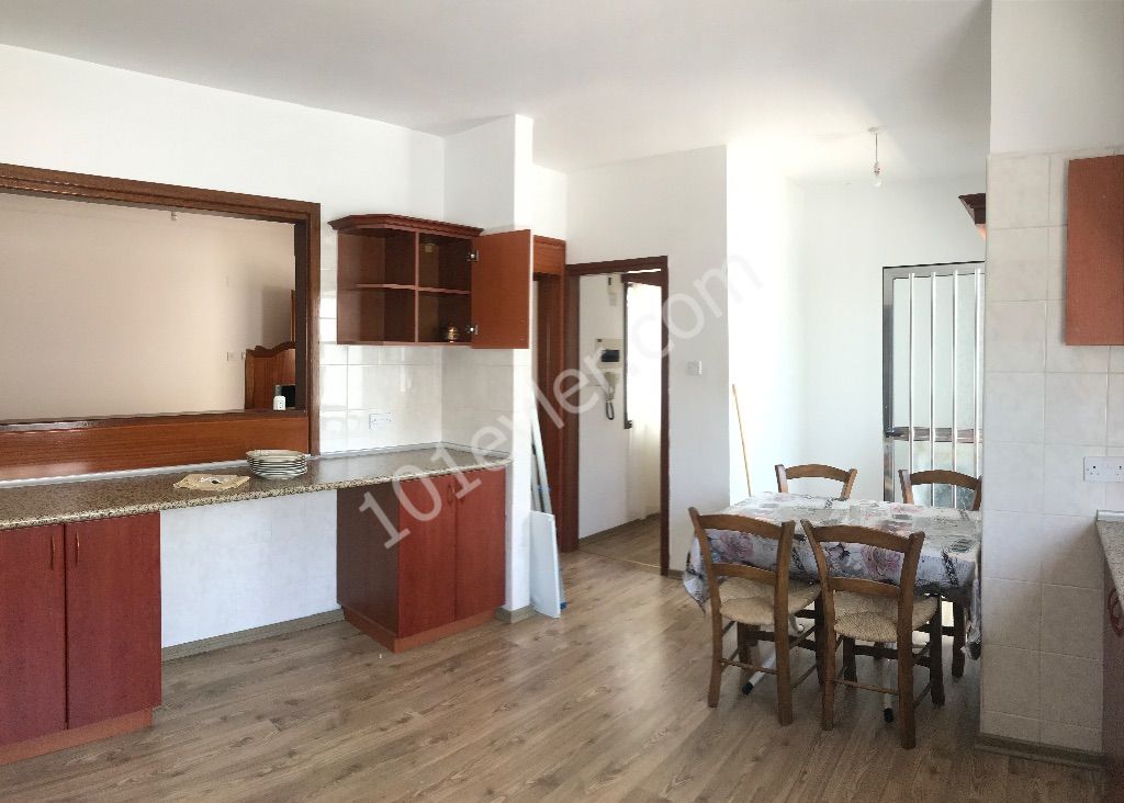 Dereboyu’nda Cadde Üzeri 3+2 Full Eşyalı Çok Bakımlı Daire 