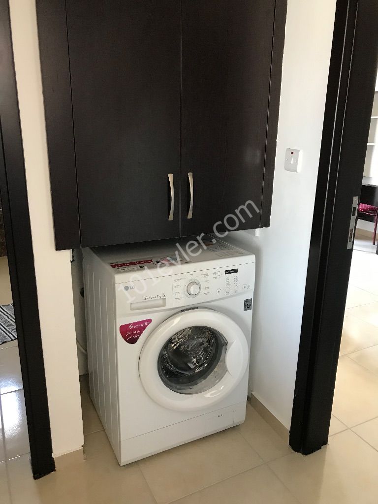 Gönyeli’de 2+1 Full Eşyalı Her Odası Klimalı Asansörlü  Cadde Üzeri Daire 