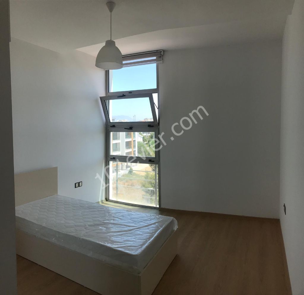 Lefkoşa Ortaköy'de 2+1 Dublex Lüks Full Eşyalı Daire 