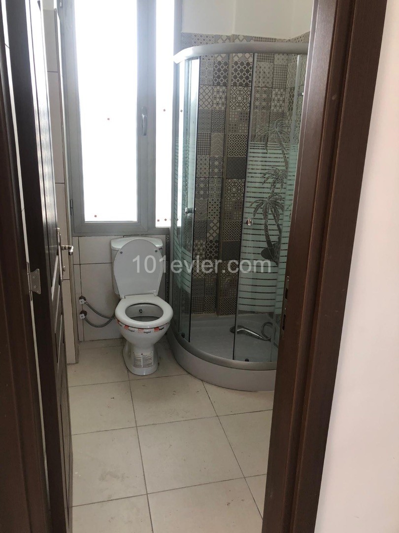 Gönyelide Kiralık Eşyasız 3+1 En-suit Daire