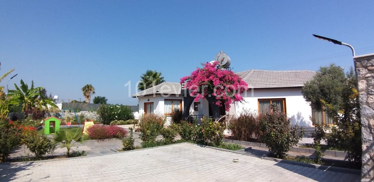 Villa  in Alsancak, Kyrenia