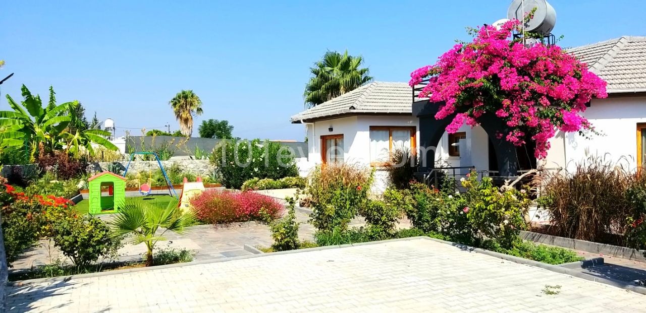 Villa  in Alsancak, Kyrenia