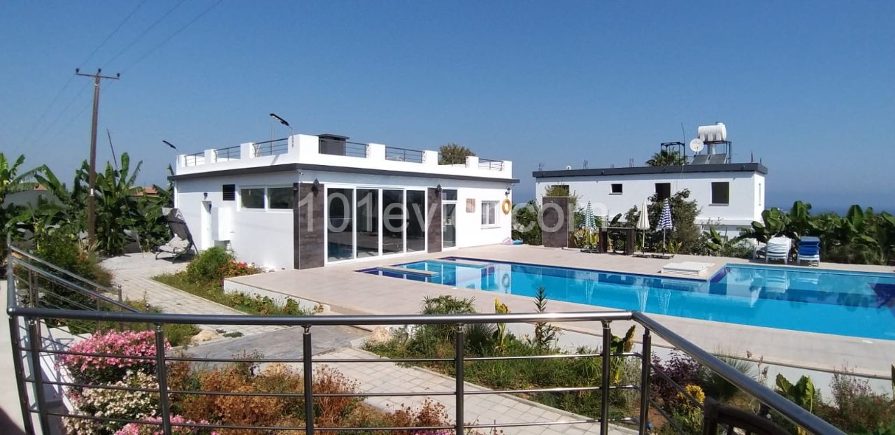 Villa  in Alsancak, Kyrenia