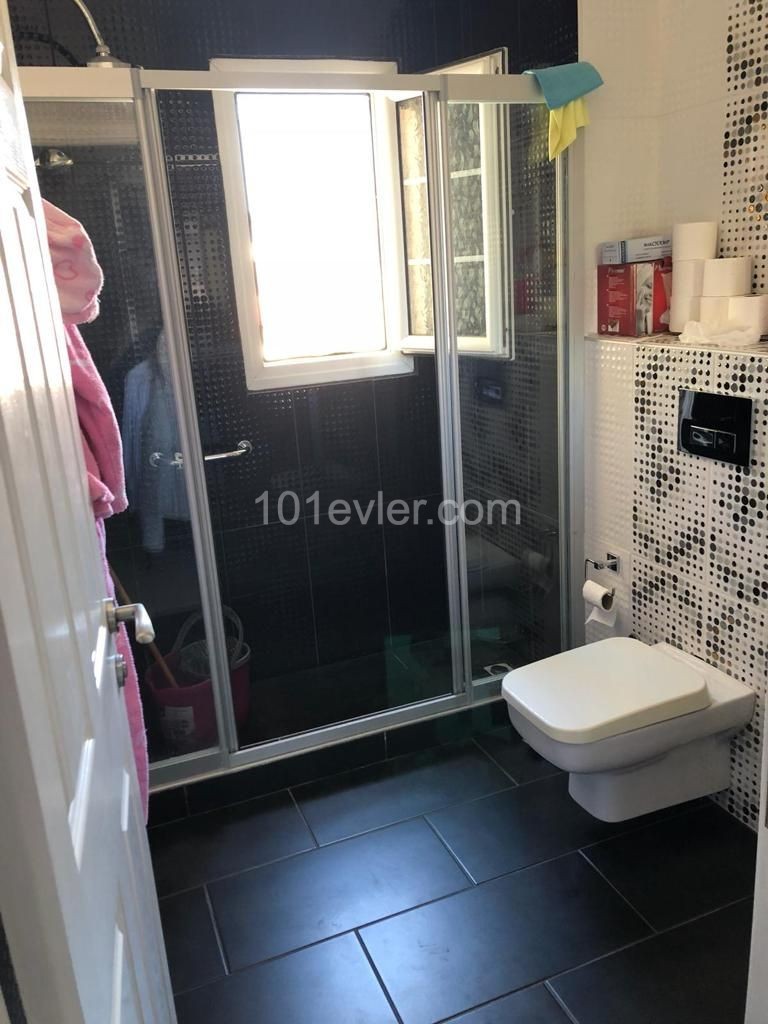 Ortaköy Levent İlk Okulu Arkası Kiralık Villa