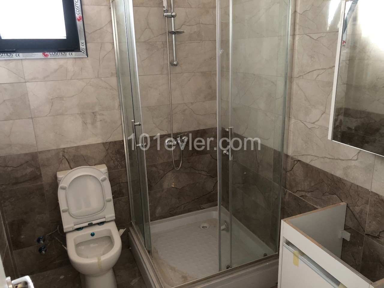 Lefkoşa Yenişehirde Kiralık 2+1 Ofis