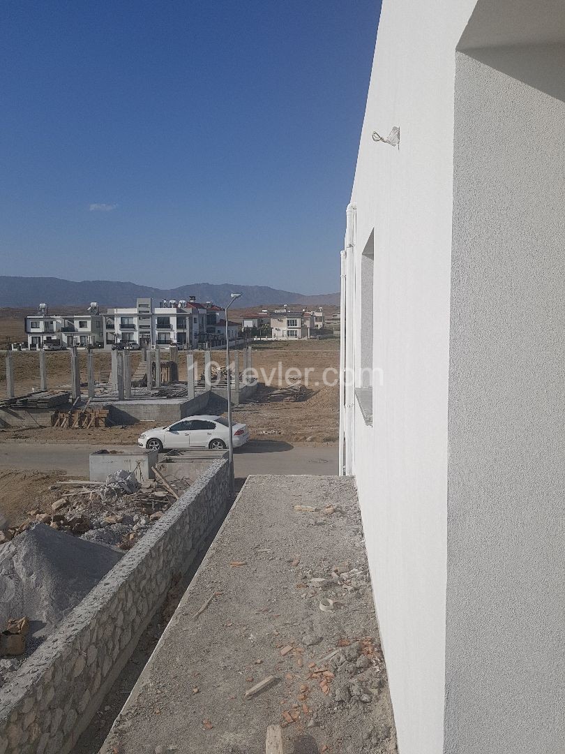 3+1 Detached Villa With Large Garden In Gonyeli Area Is For Sale ** 