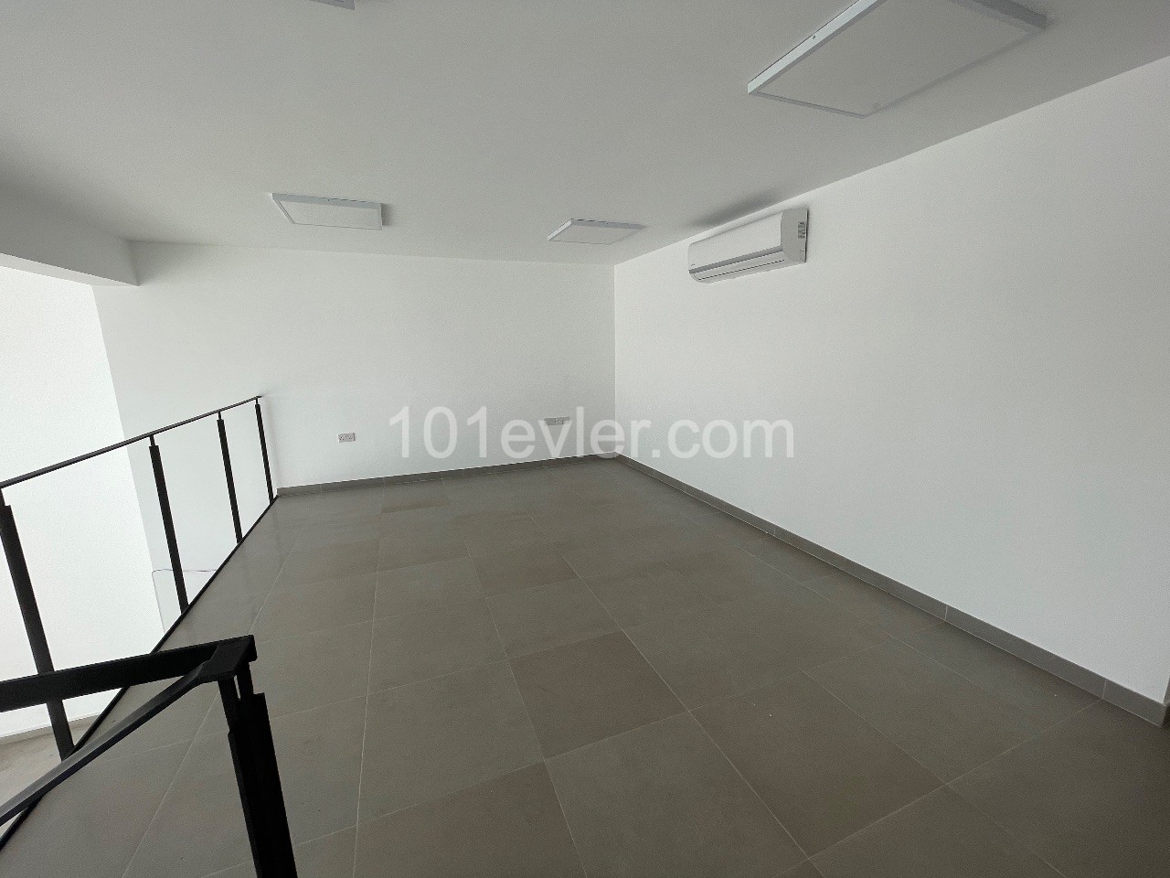 Shop For Rent On Metehan Kalinyol ** 