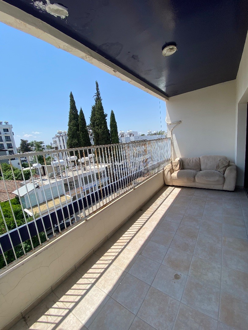 A Very Spacious Apartment for Sale with 3 + 2 Full Belongings in a Double Room with a Nicosia Mansion ** 