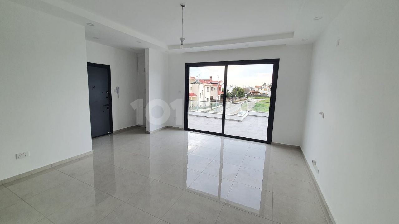 2+1 PENTHOUSE-Wohnung zu verkaufen in Nikosia Kaymakli/Dumlupinar ** 