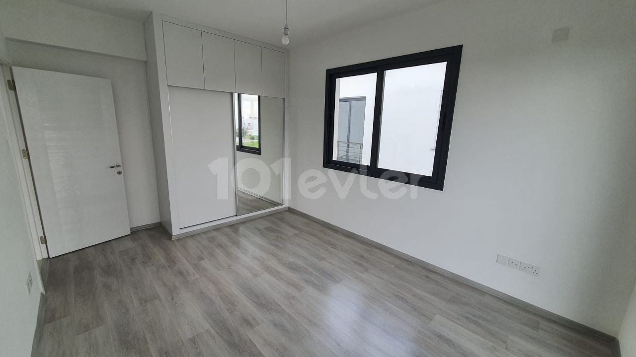 2+1 PENTHOUSE-Wohnung zu verkaufen in Nikosia Kaymakli/Dumlupinar ** 