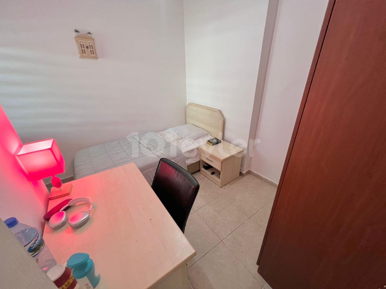 A 3-Bedroom Apartment for Sale Suitable for Investment, Located Close to the State Hospital in the Ortakoy District of Nicosia ** 