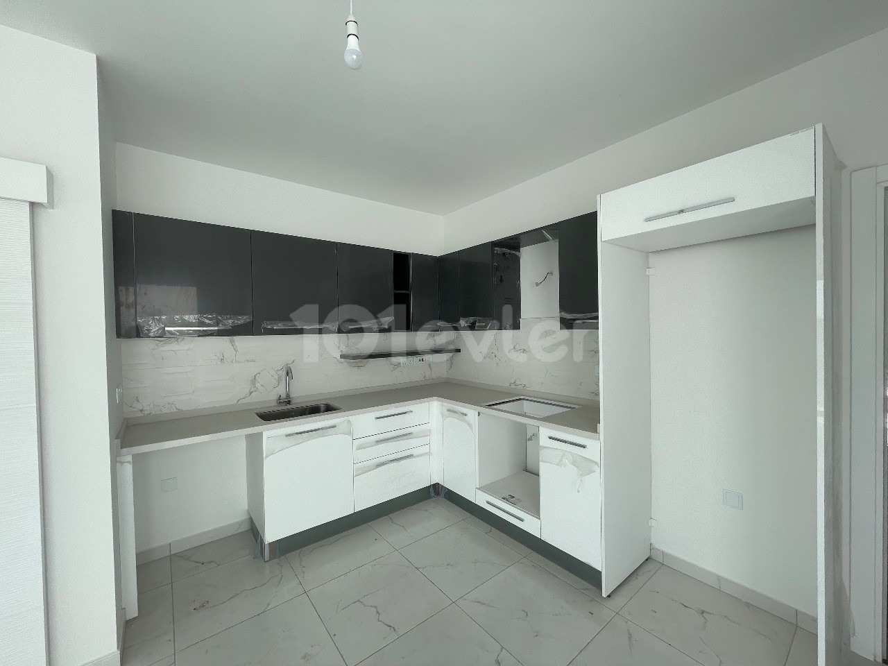 2+1 Penthouse for Sale in Mitreelide Turkish Kocanli ** 