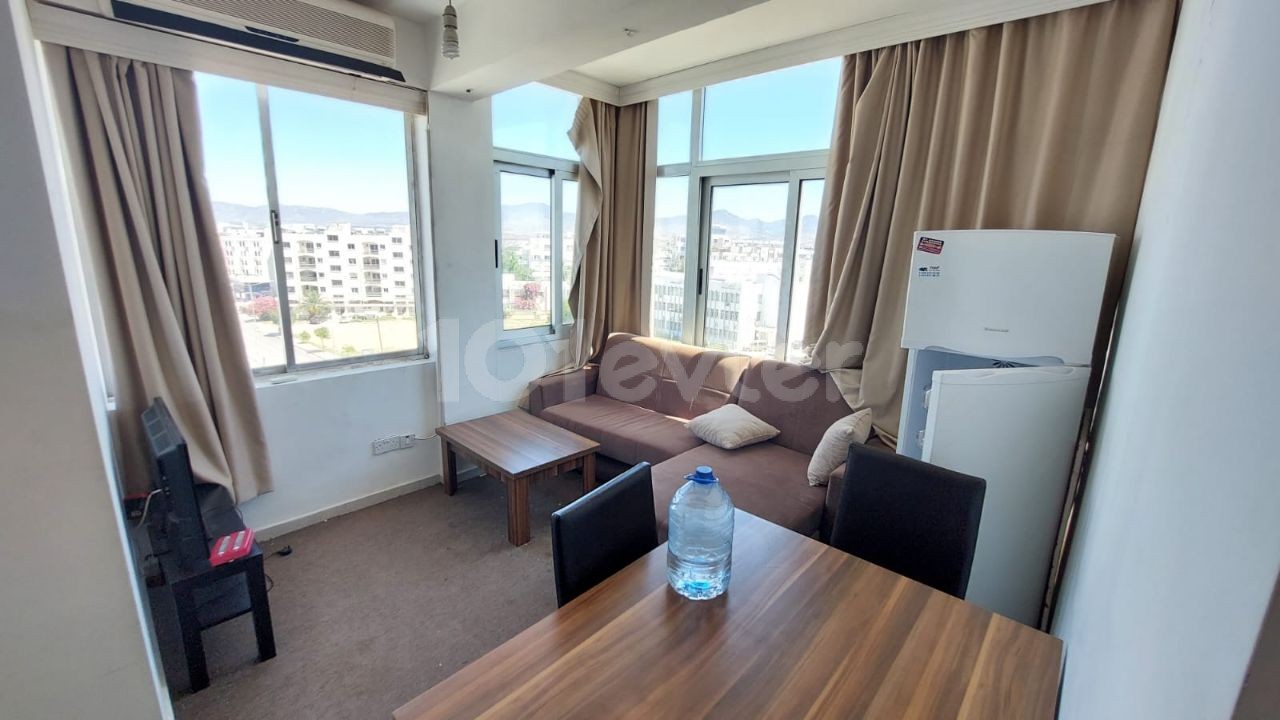 Lefkoşa Merit Otel Yanı Duraklar Önünde Kiralık Daire 