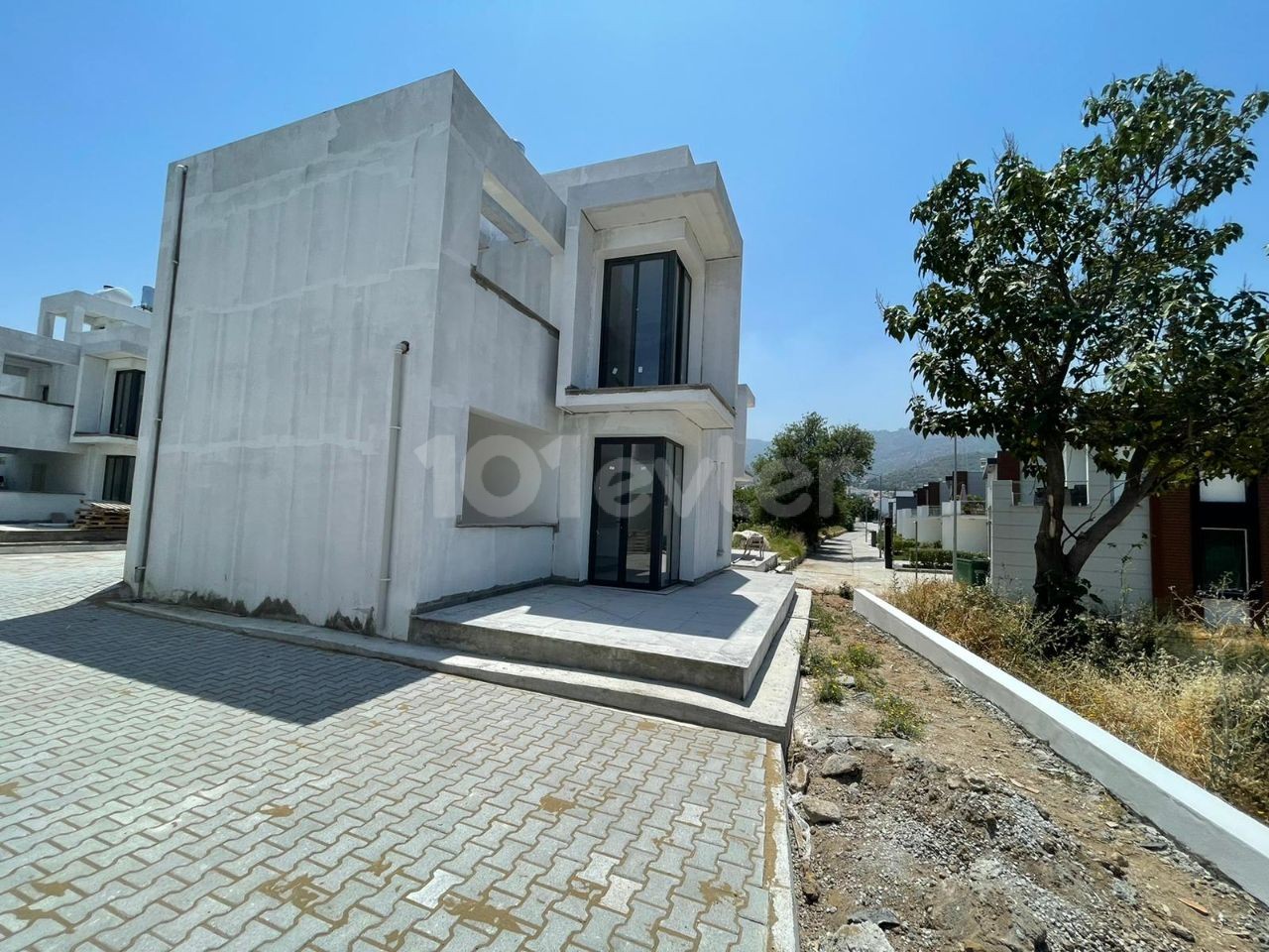 Our project is a Detached Villa FOR SALE in Kyrenia Alsancak with a beautiful location and a central location of 2 + 1. ** 