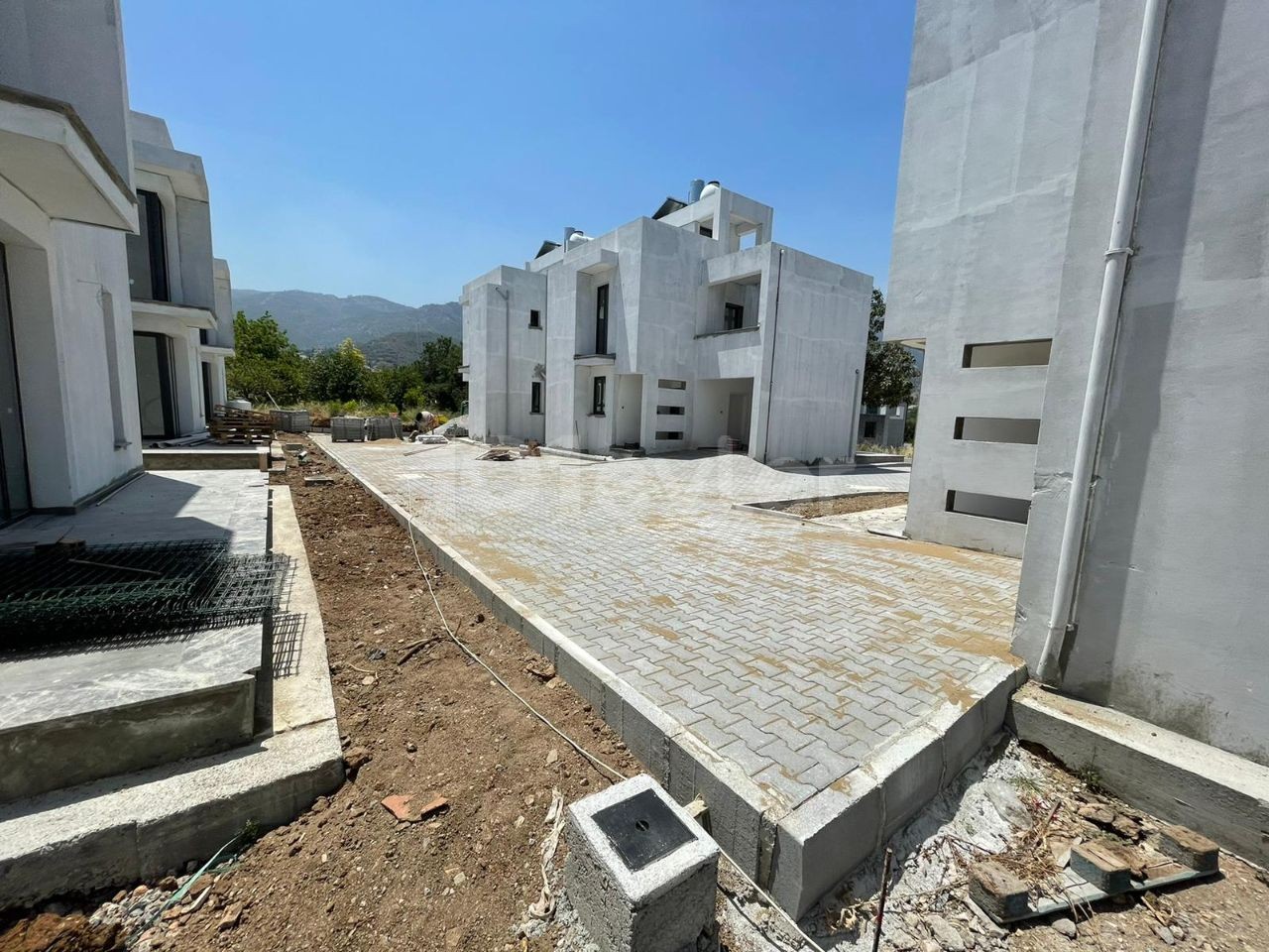 Our project is a Detached Villa FOR SALE in Kyrenia Alsancak with a beautiful location and a central location of 2 + 1. ** 