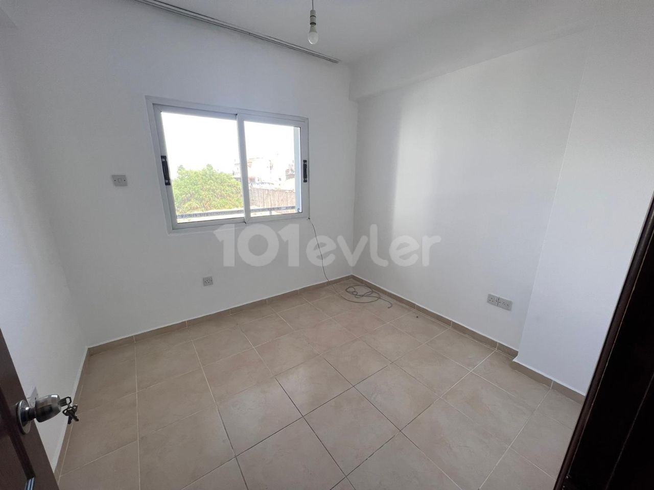 Ground Floor 3 +1 Apartment without Furniture for Rent in Hamitkoy District of Nicosia ** 