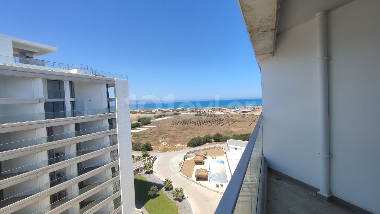 1+1 Türkische Kokanli Wohnung mit Blick auf das Meer und den Berg in Lefke Gaziveren Möbliert **  ** 