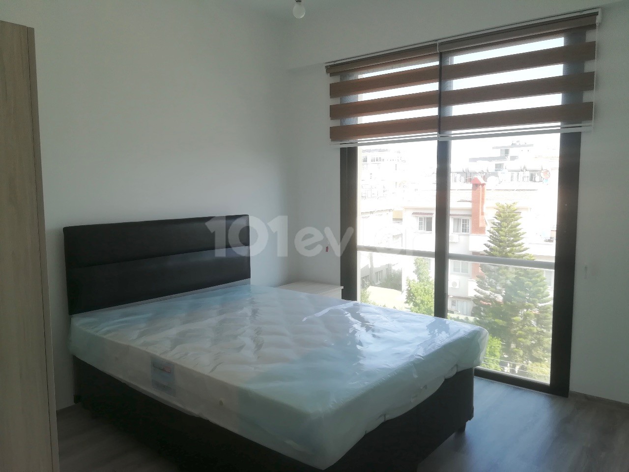 1 + 1 Apartments FOR SALE in Kyrenia Central with All their Belongings, Whether for Yourself Or for Investment Purposes! ** 