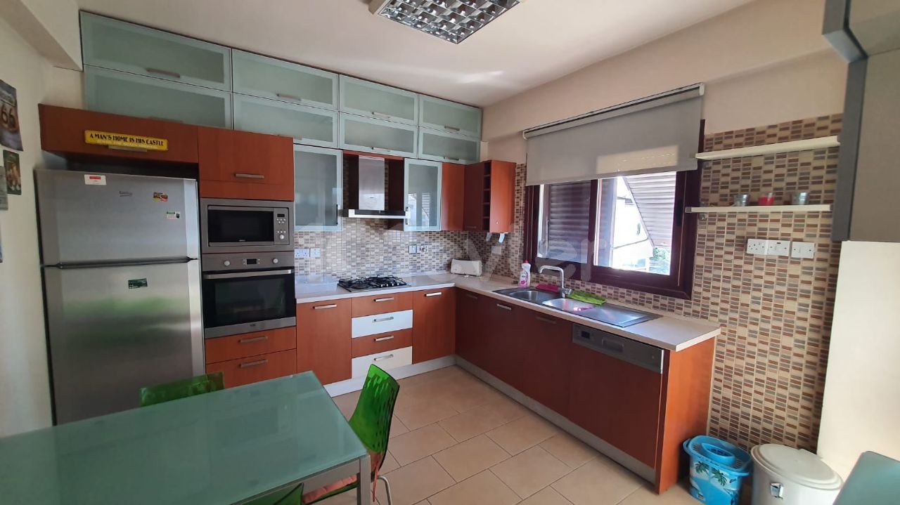 3 + 1 Wohnung Zu Vermieten In Nikosia Ortaköy ** 