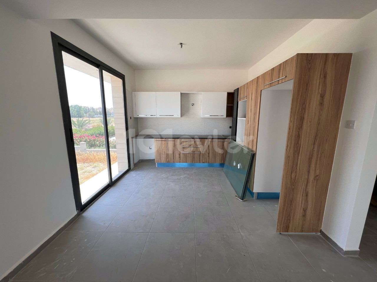 Lefkoşa Ortaköy Bölgesinde SATILIK 2+1 Penthouse Daireler