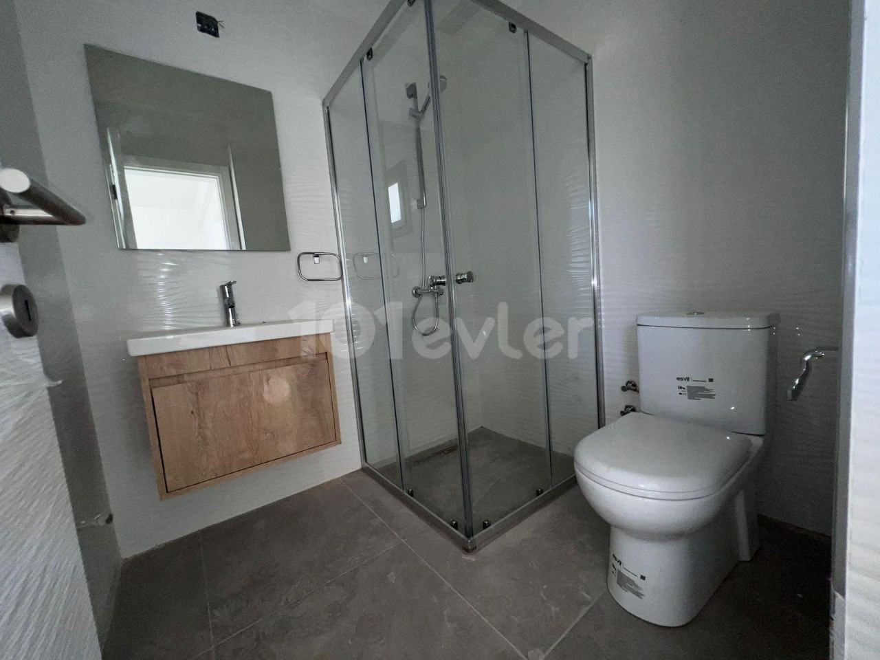 Lefkoşa Ortaköy Bölgesinde SATILIK 2+1 Penthouse Daireler