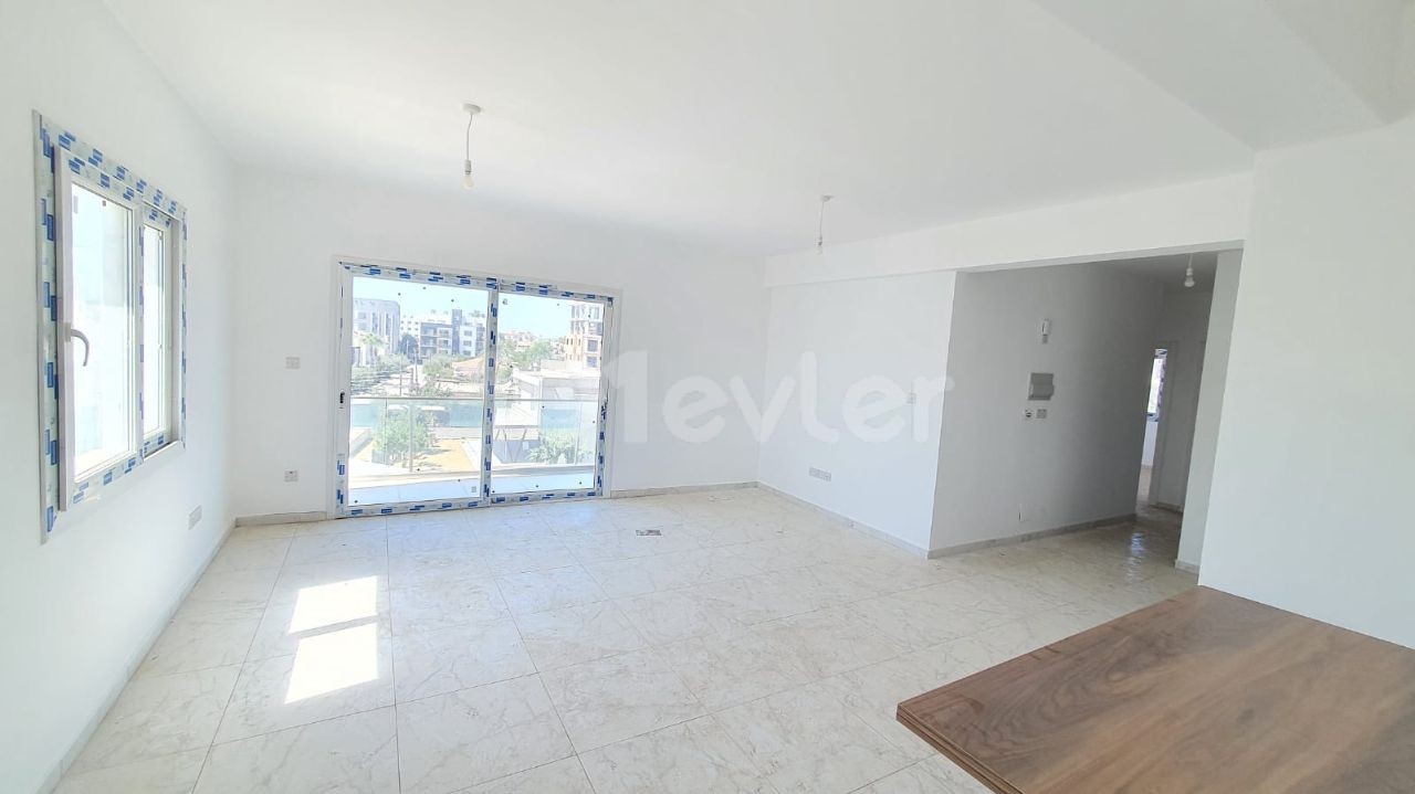 NICOSIA K.2 + 1 APARTMENT FOR SALE IN KAYMAKLI ** 