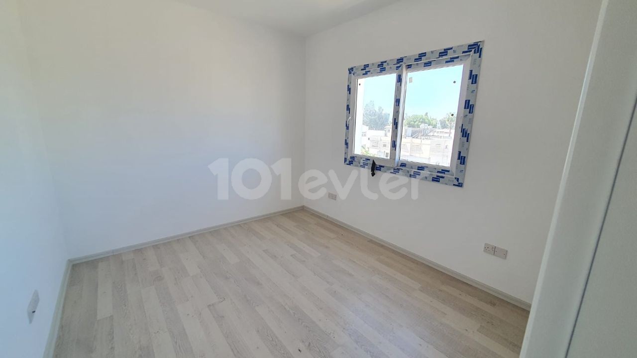 LEFKOŞA K.KAYMAKLI'DA SATILIK 2+1 APARTMAN DAİRESİ