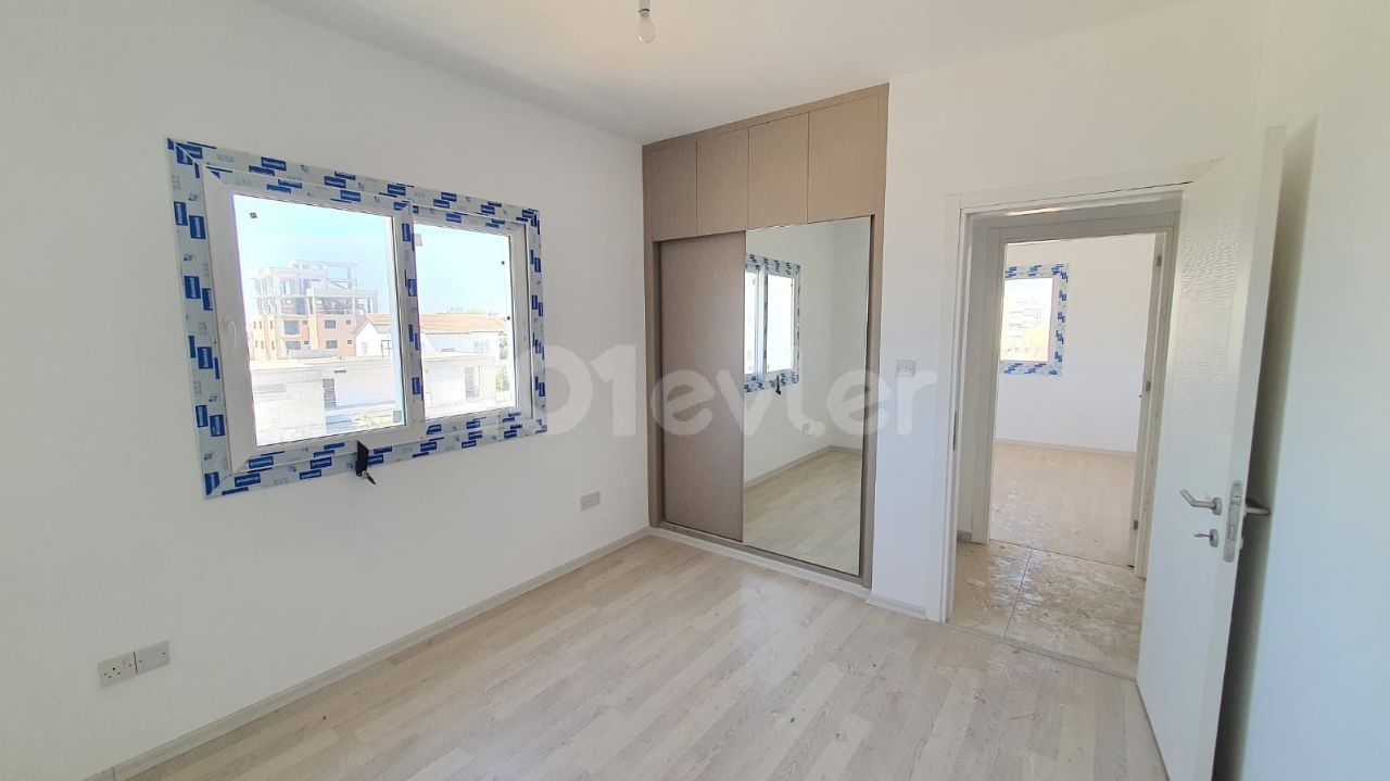 LEFKOŞA K.KAYMAKLI'DA SATILIK 2+1 APARTMAN DAİRESİ