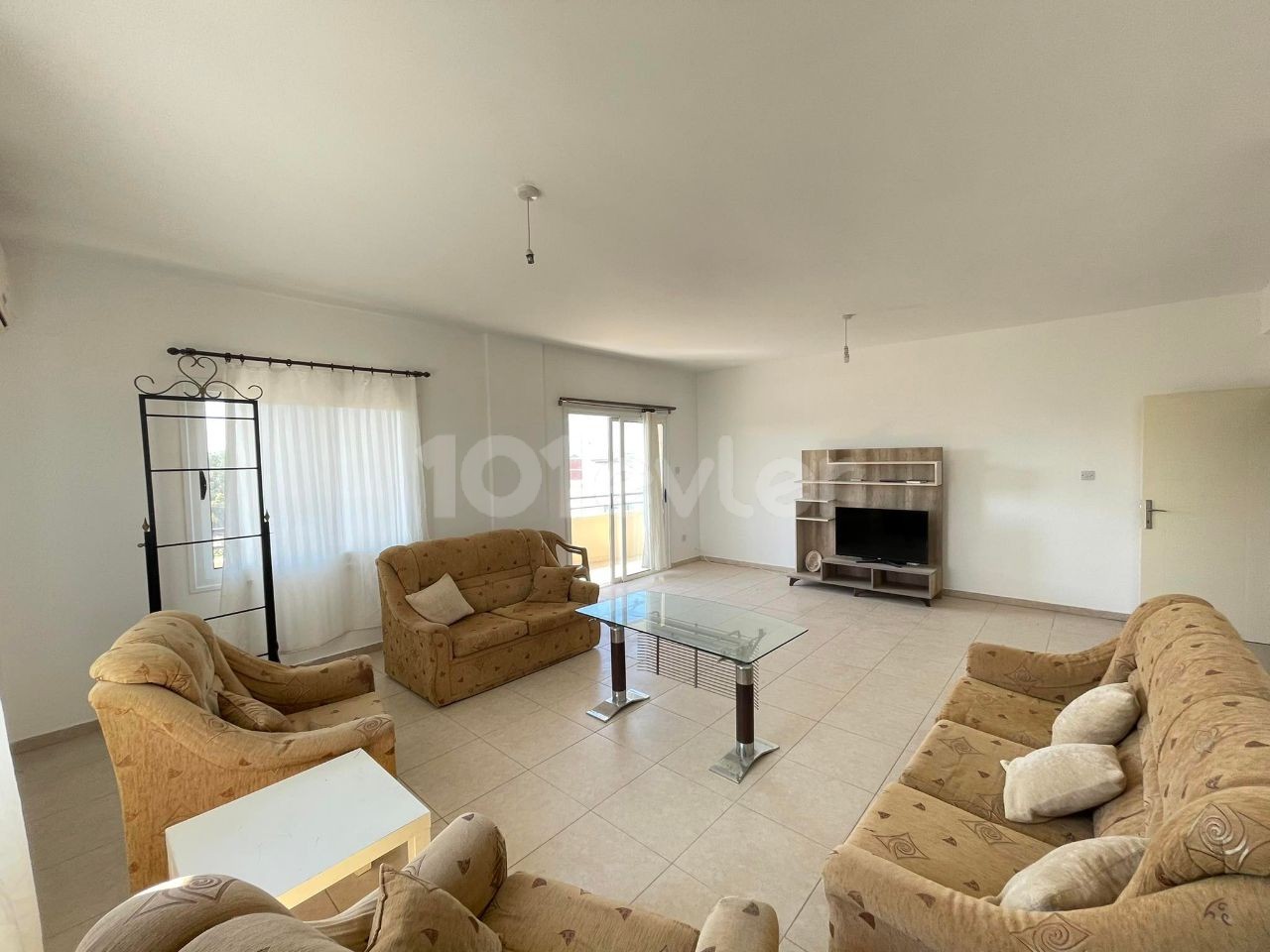 Spacious 3 + 1 Apartment for Sale in Nicosia Metehan District! ** 