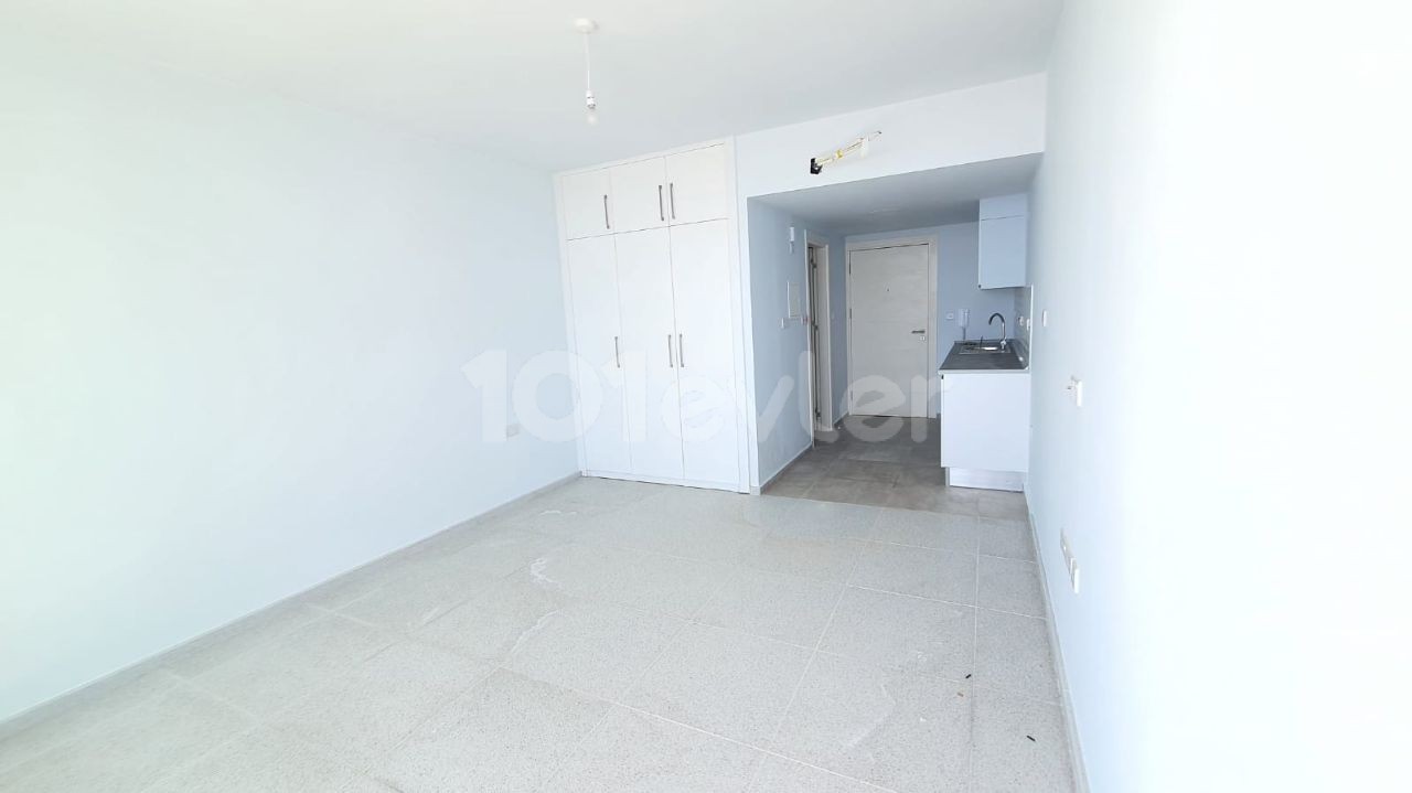 STUDIO-WOHNUNG ZUM VERKAUF IN ISKELE BOSPORUS (9.KAT) ** 